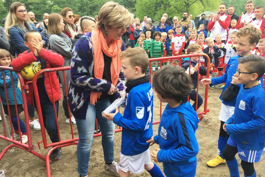 deurne leeft elke brydenbach forse investeringen in sportinfrastructuur park groot schijn ruggeveld atletiekpiste